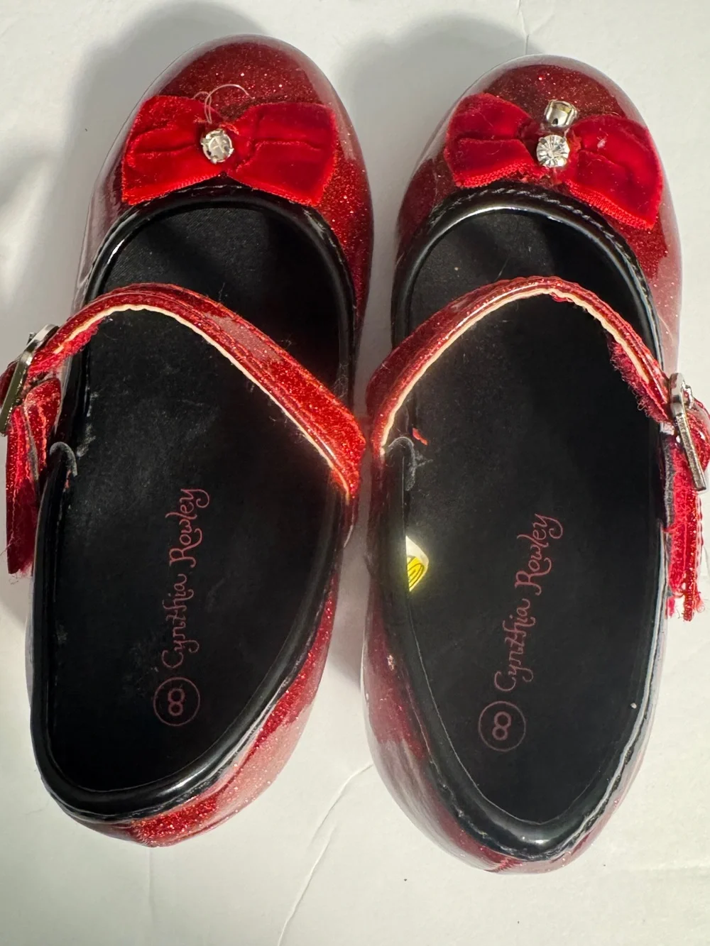 Cynthia Rowley Light-up shoes; . Red Glitter size 8